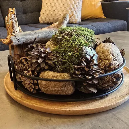 Luxury Designer I Meters To Gondola Lift I Sleeps 6 I Pool & Parking I