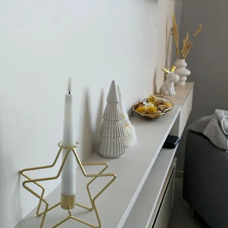 Luxury Designer I Meters To Gondola Lift I Sleeps 6 I Pool & Parking I Bansko