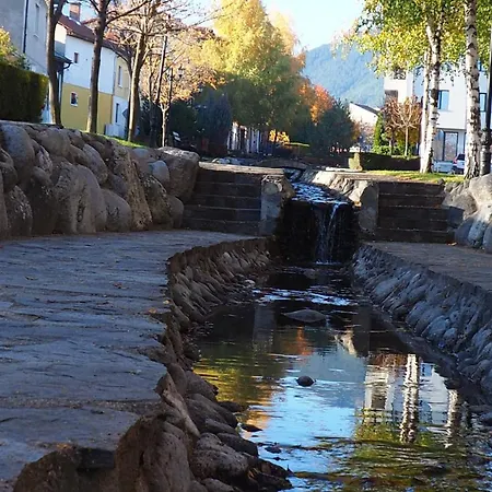 Lägenhet Luxury Designer I Meters To Gondola Lift I Sleeps 6 I Pool & Parking I