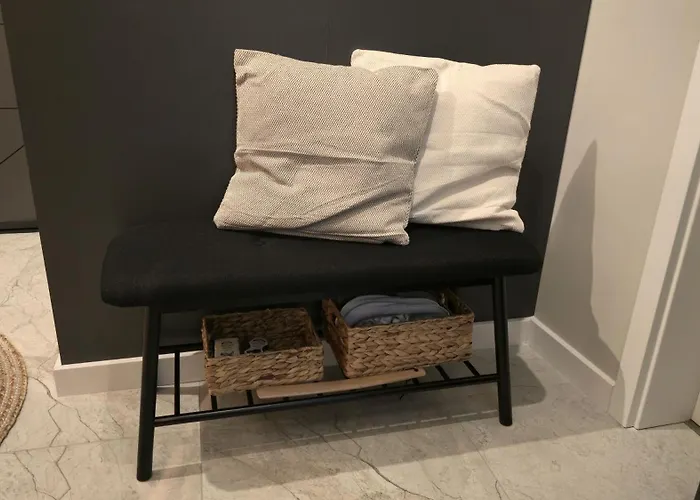 Luxury Designer I Meters To Gondola Lift I Sleeps 6 I Pool & Parking I Apartmán