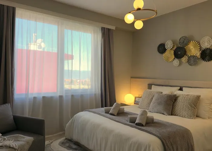 Apartmán Luxury Designer I Meters To Gondola Lift I Sleeps 6 I Pool & Parking I